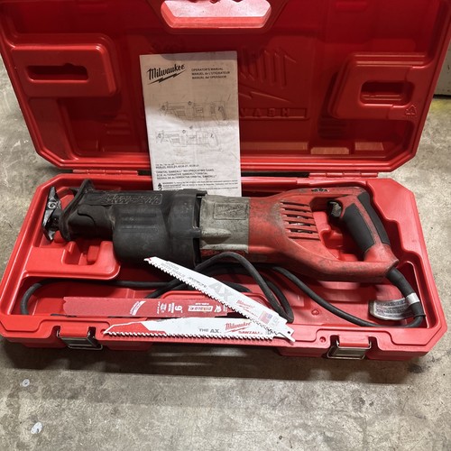 Milwaukee 6538-21 BROKEN 15 Amp Super Sawzall Reciprocating Saw For Repair