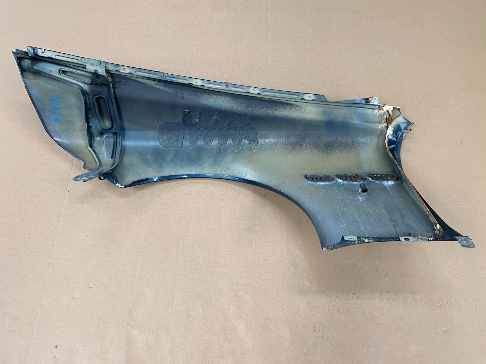 ⭐04-12 MASERATI QUATTROPORTE FRONT RIGHT PASS SIDE FENDER PANEL BLUE OEM LOT2340