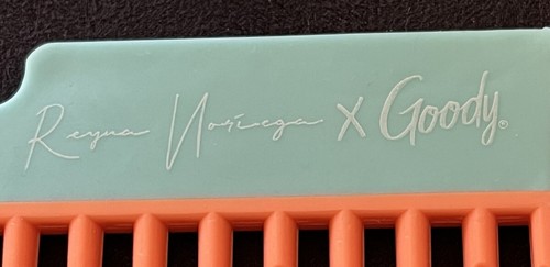 Peine de pelo Goody X Reyna Noriega sin contacto desenredarlo elige naranja azul - Imagen 2 de 6