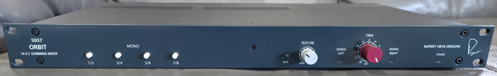 Rupert Neve Designs 5057 Orbit 16x2 Summing Mixer