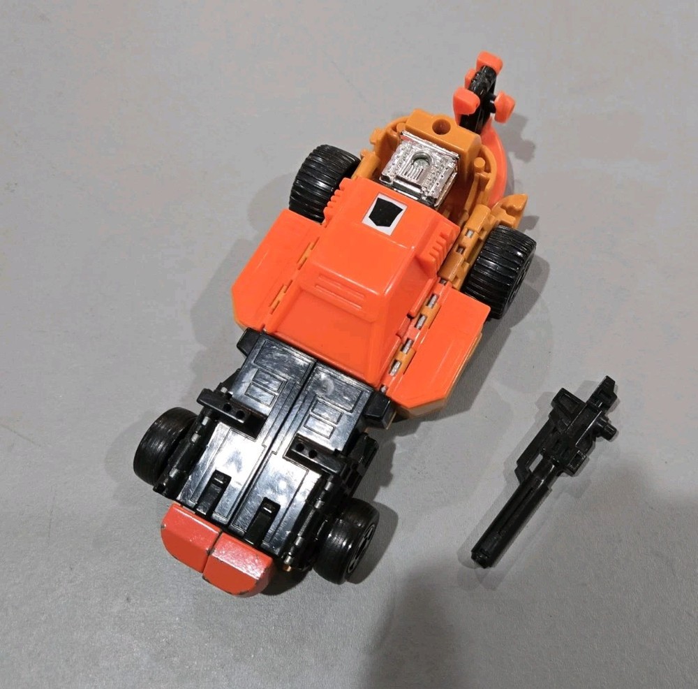 Vintage G1 Transformers Tripple Changer Sandstorm Complete with Gun 1986! Rare!