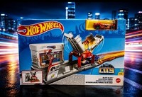 Hot Wheels FNJ36 HW City Starter Kit - Blaze Blast Super Explosion
