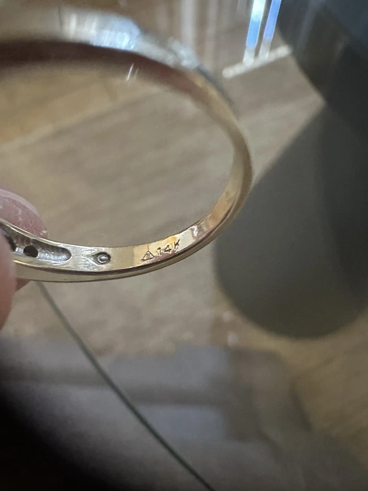 美丽 1 C.T.W 公主切割钻石戒指。 — 第 4/4 张图片