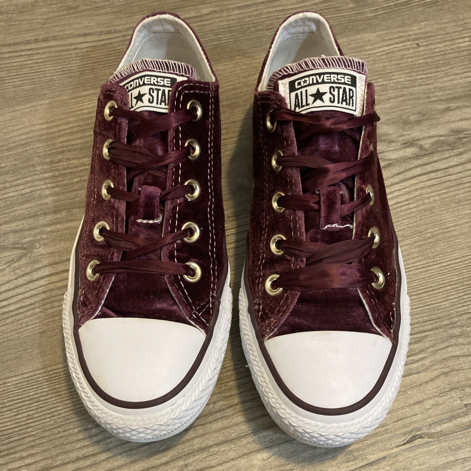 Burgundy&ndash; Unisex W6 / M4 Excellent