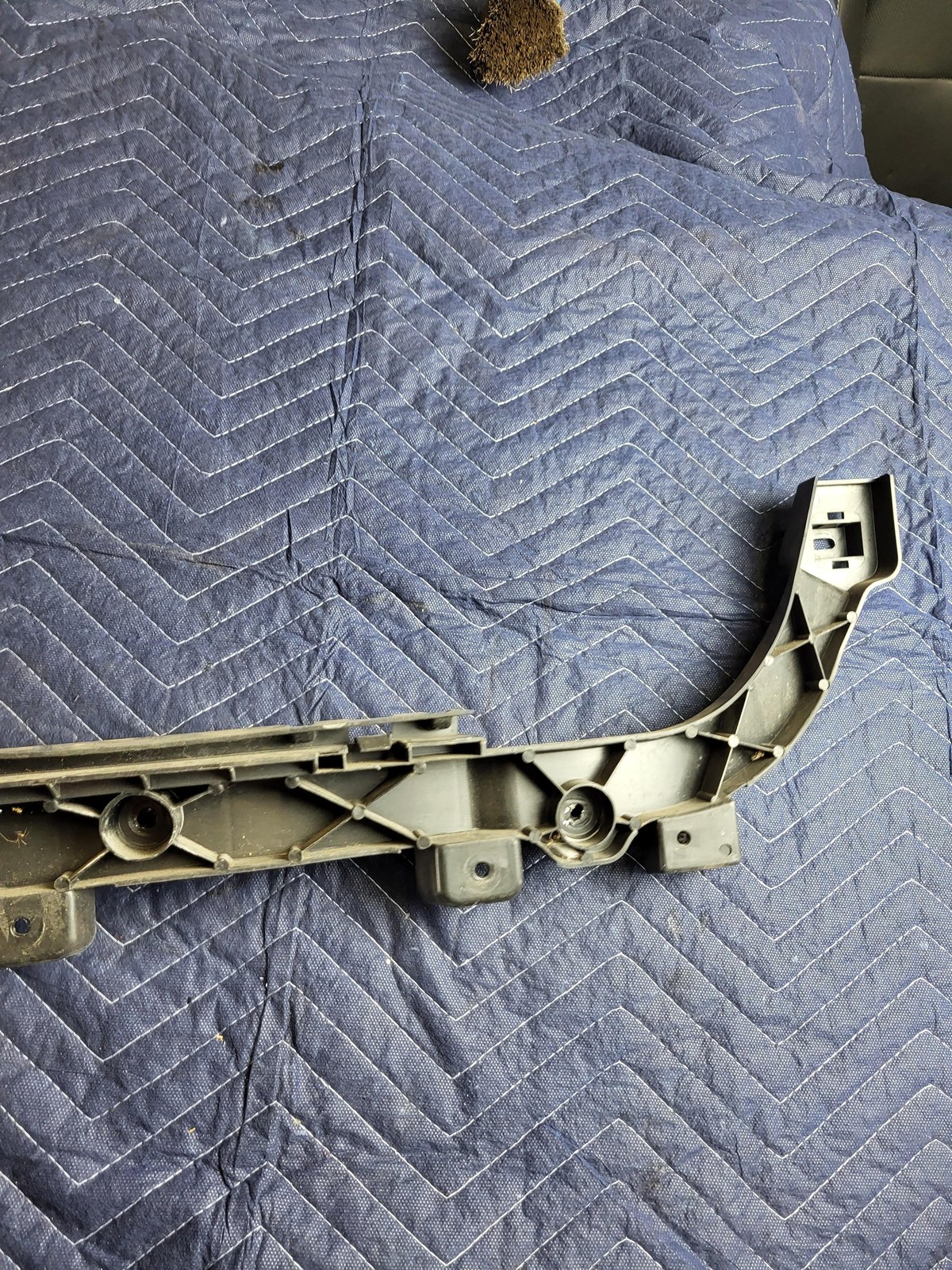 2014-2018 Maserati Quattroporte Left & Right & Center Rear Bumper Brackets OEM