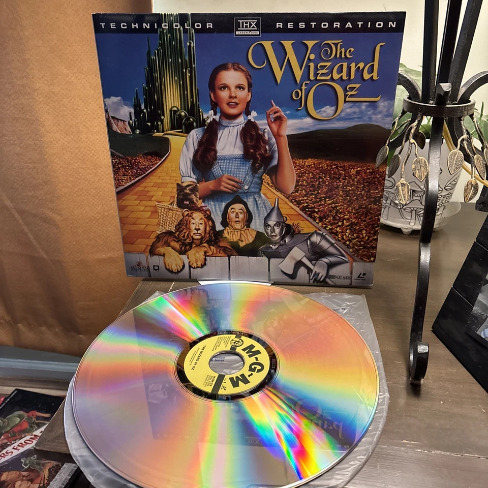 The Wizard Of Oz 1939 Laserdisc, 1996 Technicolor Restoration Judy Garland #lond - Image 2 of 4
