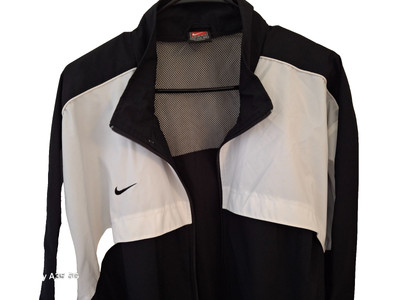 Vintage NikeJacket Men's Size Large 2XL White  Tag Black