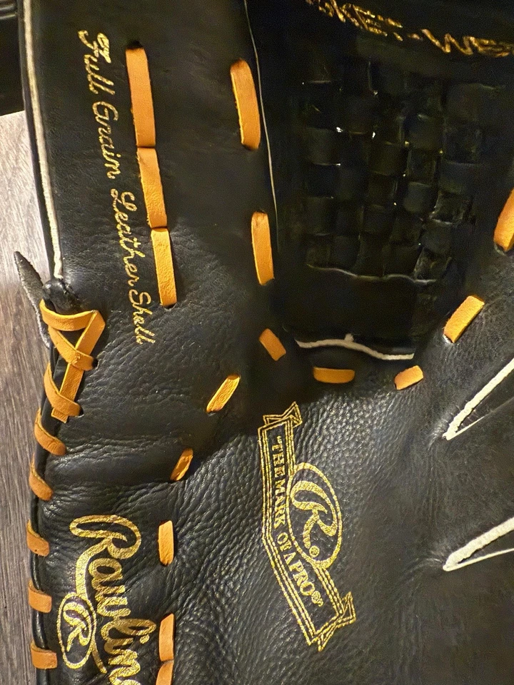 Rawlings RBG36B Baseball Glove 12.5” Basket Web – Black/Gold – Adult Outfield  - Image 4 of 4
