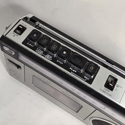 Sanyo M 1700F FM AM Radio Estéreo Cassette Grabadora Reproductor Japón De Colección - LEER - Imagen 15 de 24