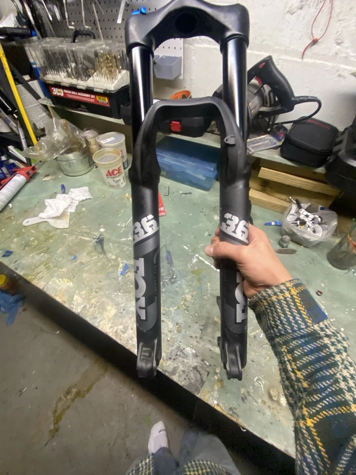 Fox 36 Rythm 27.5 160mm travel 2022 - Image 2 of 3