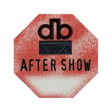 David Bowie 1995 Nine Inch Nails Outside Concert Tour After Show Backstage Pass