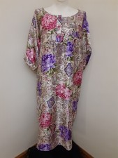 California Dynasty Nightgown Lingerie Sleepwear Vtg.Floral Shirtdress Satin.Med.