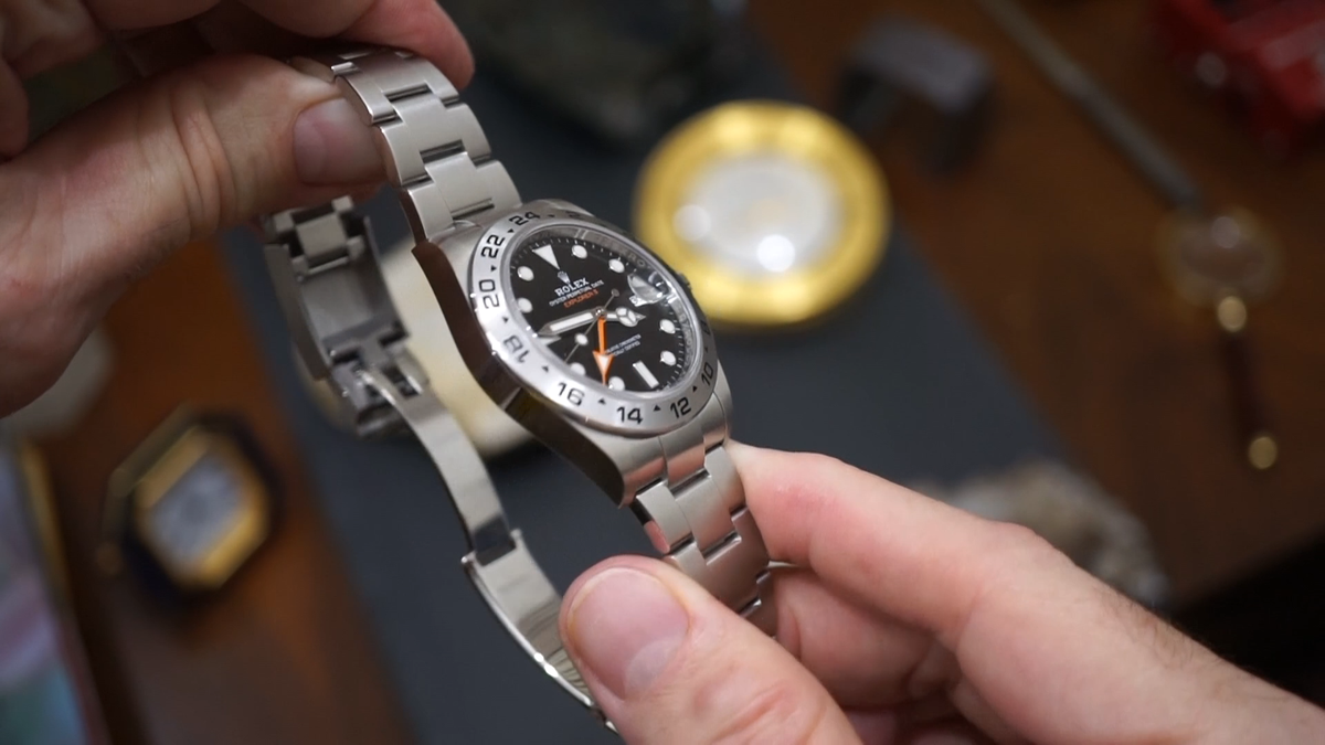 Rolex Explorer II Ref. 226570 Steel 42 mm w/ Card Automatic 2023