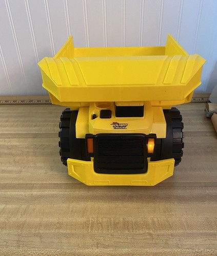 Xtreme Big Power Motorized Dump Construction Truck / Will Haul 50 Pounds /AS IS - Picture 4 of 11
