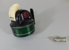 9816/393 Vintage Johnson Sabre Model 130B Casting Reel Made in The USA box 5" x