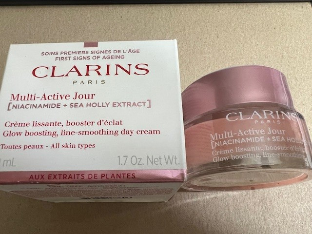 Clarins Multi-Active Jour Glow Boosting Day Cream 1.7oz/50 ml NIB Free Shipping