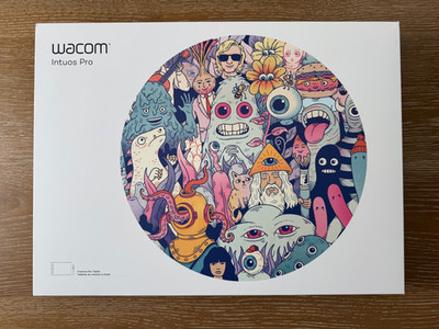 Wacom Intuos Pro - Creative Pen Tablet - LARGE - (PTH860)