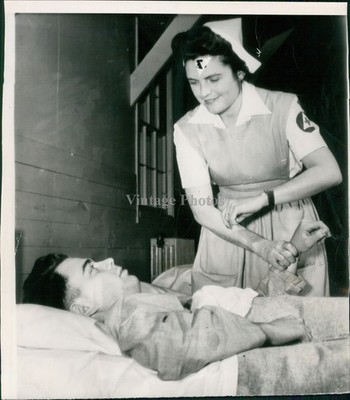 1943 Robert Day Elliott Roosevelt President Nurse Bed Historic Vintage Photo 7x7