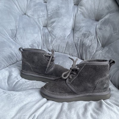 UGG Neumel Gray Suede Lace-Up Ankle Chukka Boots Lined Womens US 7 EU 38
