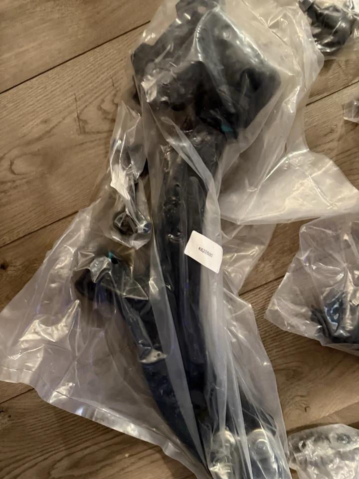 Brazos de control para Honda CR-V 2007-2011 brazos de control inferiores delanteros con kit de rótulas Foto 3 de 4