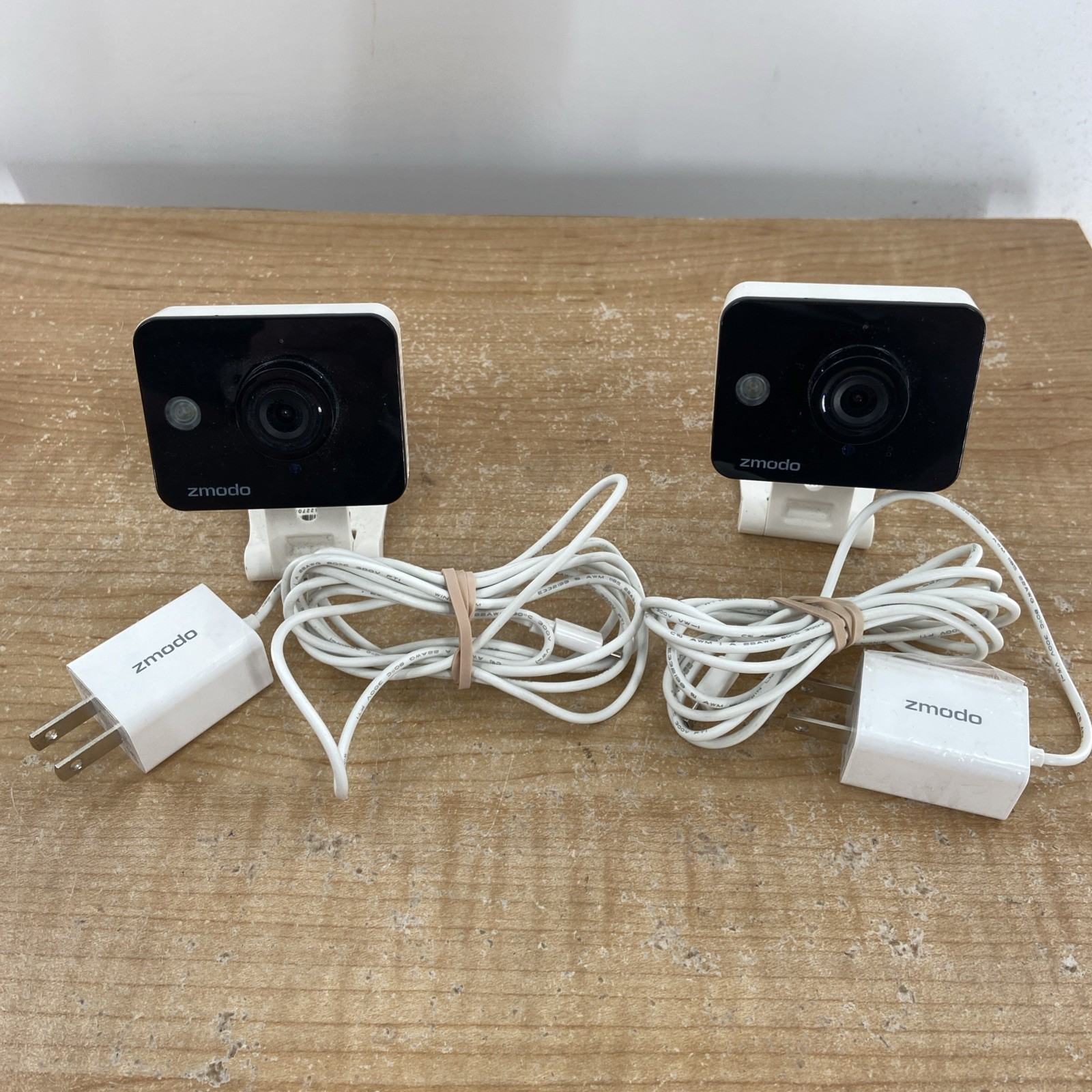 Lot Of 2 Zmodo 1080P Mini Pro WiFi Indoor Two-Way Audio Came