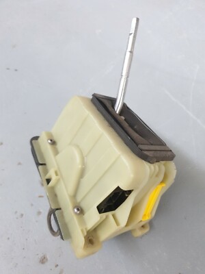 Mercedes Benz W204 C63 AMG C-Class Gear Selector Shifter Lever 