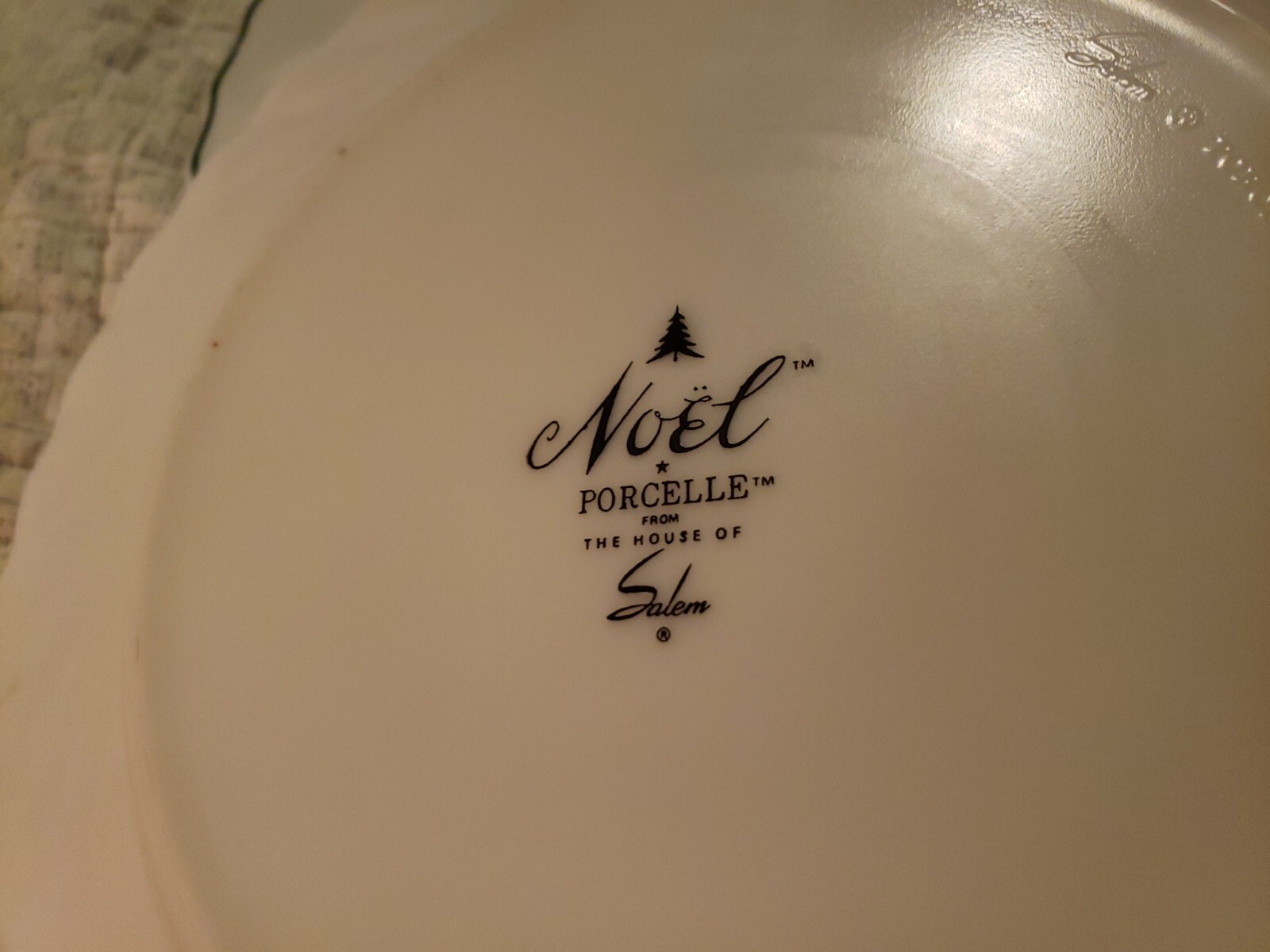 9) House of Salem Noel Porcelle Dinner Plates Dishes France New 10 3/4