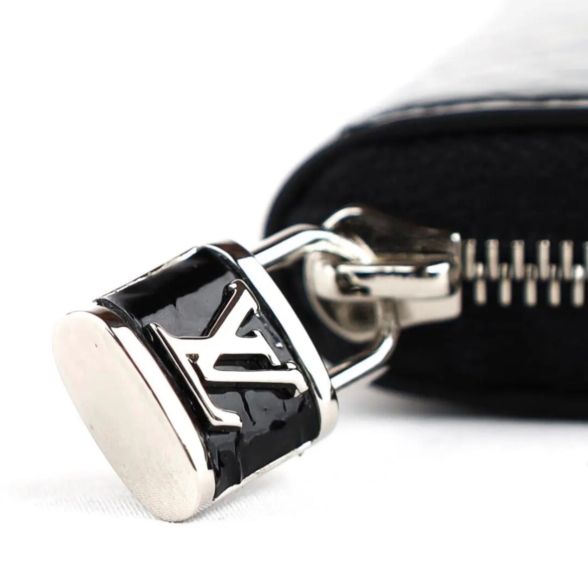 Louis Vuitton Black and Silver Python Zippy Wallet Coin Louis Vuitton Black and Silver Python Zippy Wallet Coin