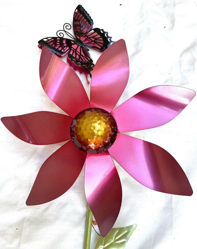 Swallowtail Butterfly Flower Spinner Garden Stake Metal Garden Deco Sunset Vista - Picture 3 of 5