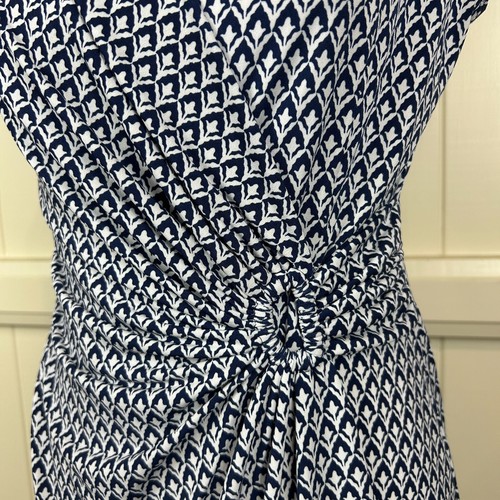 Tommy Bahama Dress Women's Size XXS Blue Print Sleeveless Knee Length - Picture 4 of 14