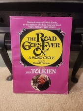The Road Goes Ever On: A Song Cycle SOFTCOVER 1978 poems JRR Tolkien music cords