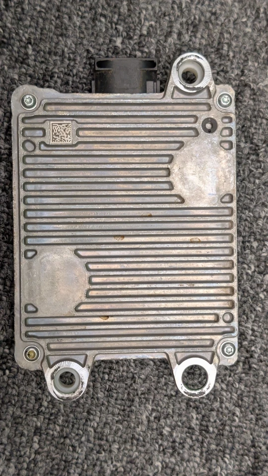 BMW 3 4 5 6 7 8 X3 X4 X5 ACC Front Radar Sensor Continental ARS430 - Image 4 of 4