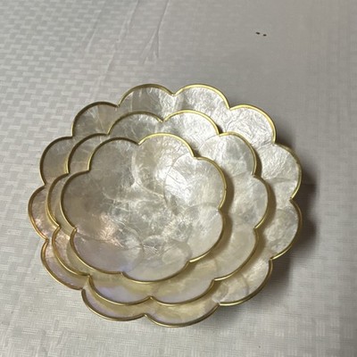 Vintage White Gold Shell Metal Flower Bowl Set, Three-Piece  Decorative Bowls
