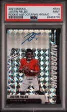 2021 Panini Mosaic Rookie Autographs Mosaic Justin Fields #RA-4 PSA 9 Bears RC