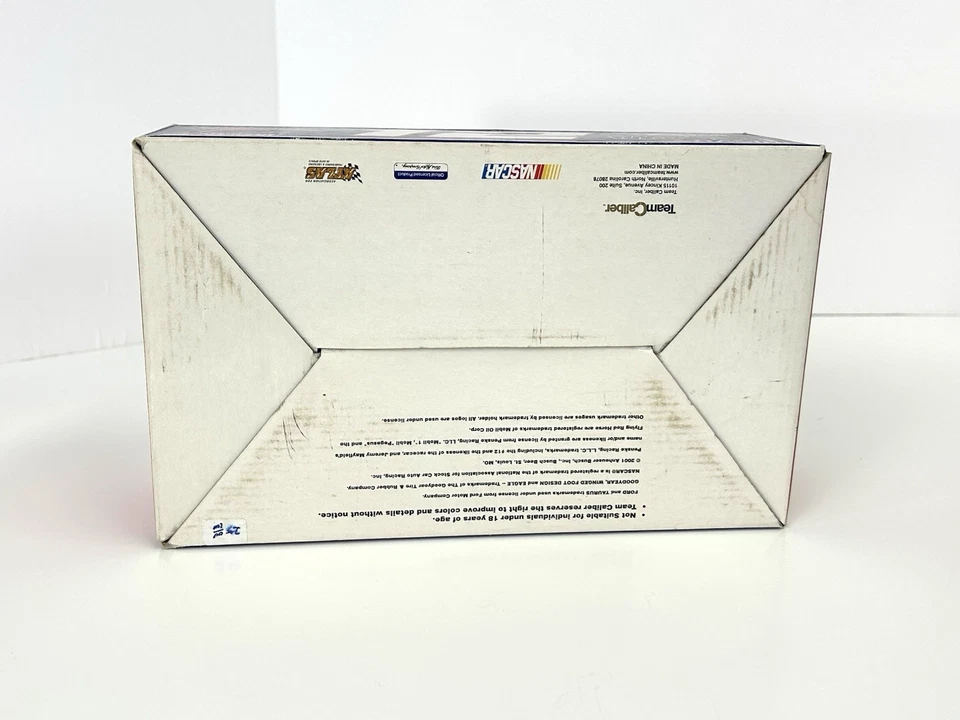 Team Caliber Owners Jeremy Mayfield #12 Mobil 1 2001 Ford Taurus  1:24 - Image 3 of 4