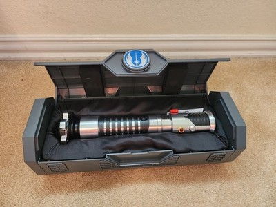 Star Wars Galaxy s Edge episode 1 Obi-Wan Kenobi Retired Legacy Lightsaber