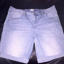 Time And Tru Bermuda Denim Shorts Light Blue Size 18 Stretch Cotton 5-Pocket