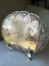 VTG Jaccard Silverplate Expandable 9" L X 6.” Wide. Ornate Footed Trivet