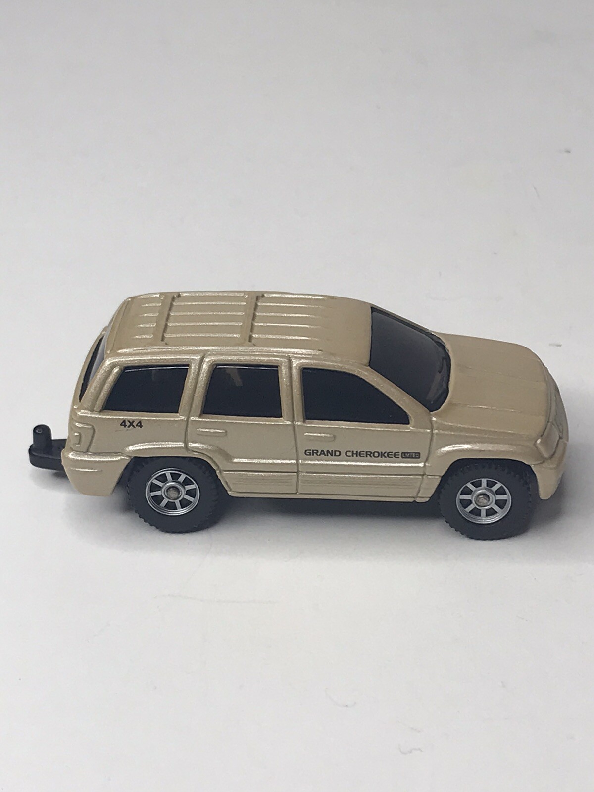 Picture 1 of 24