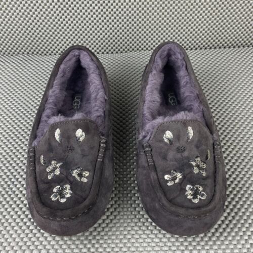 UGG Ansley Blossom Nightfall Slippers Womens Size 6 Purple Moccasin Slip On - Picture 1 of 11