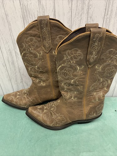 Womens Size 7 Rockin Country Boots With 