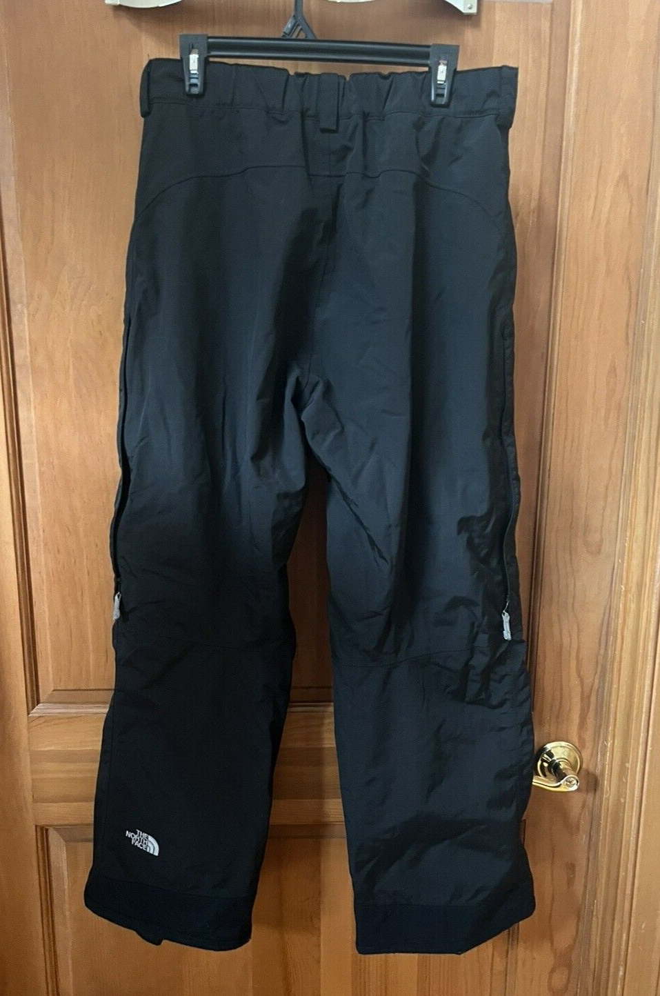 The North Face HyVent Waterproo Freedom Insulated Ski Snow Pants Mens