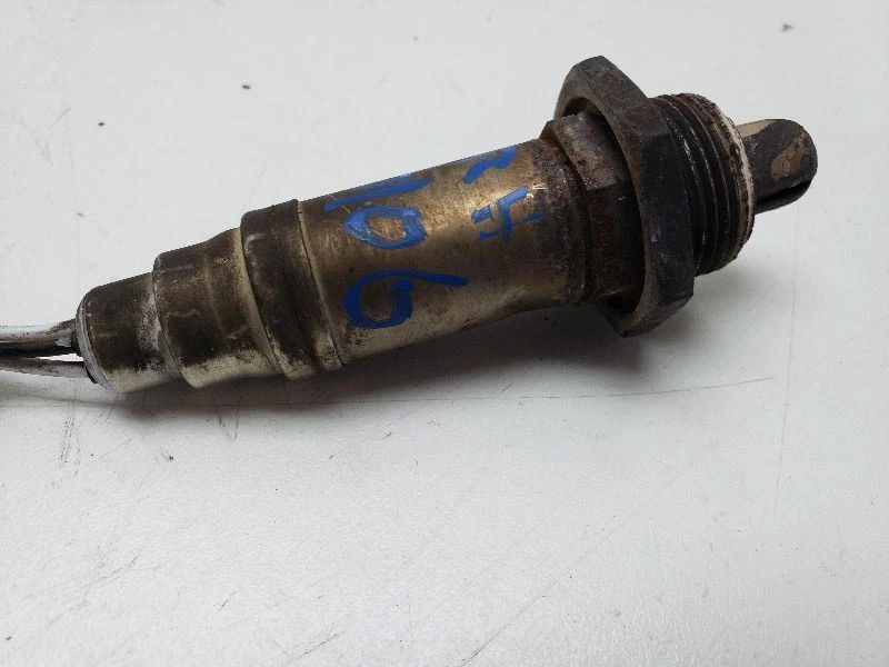 Датчик кислорода передний пассажирский 2002 Nissan Xterra от оригинального производителя 22690-4s101 - Изображение 2 из 4