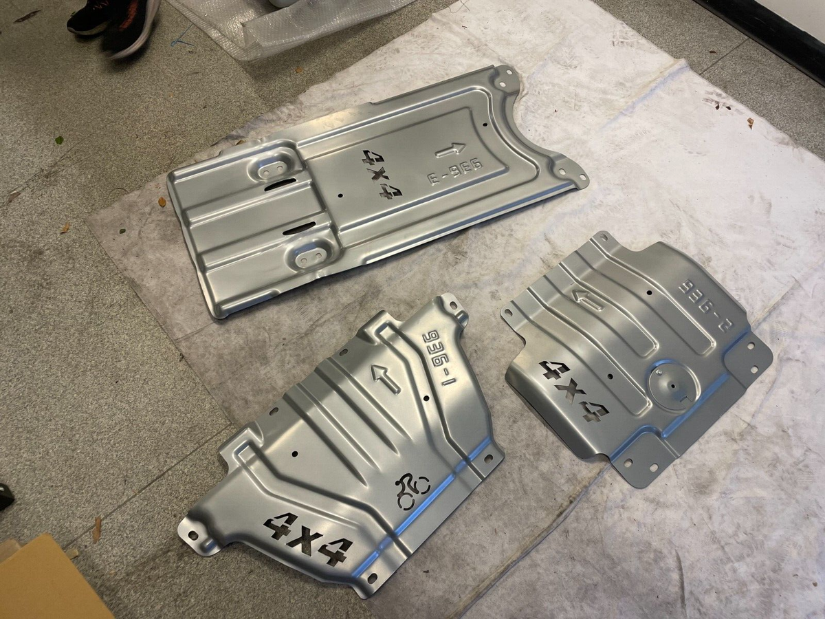 3pc Galvanized Steel Bash Plates – Isuzu D-Max 2012-2019, 3mm Underbody Protection, Bolt-On