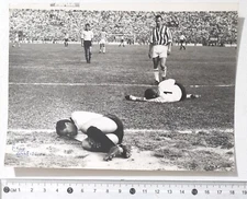 85856 Photo football 1243 - Palermo vs Juventus 1-1 - 5/6/1960 - Game action