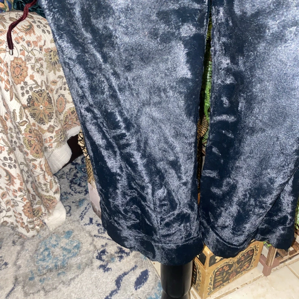 Vintage 1960s Black Faux Fur Shaggy Pedal Pusher Trouser Pants RARE Boho Retro - Image 3 of 4