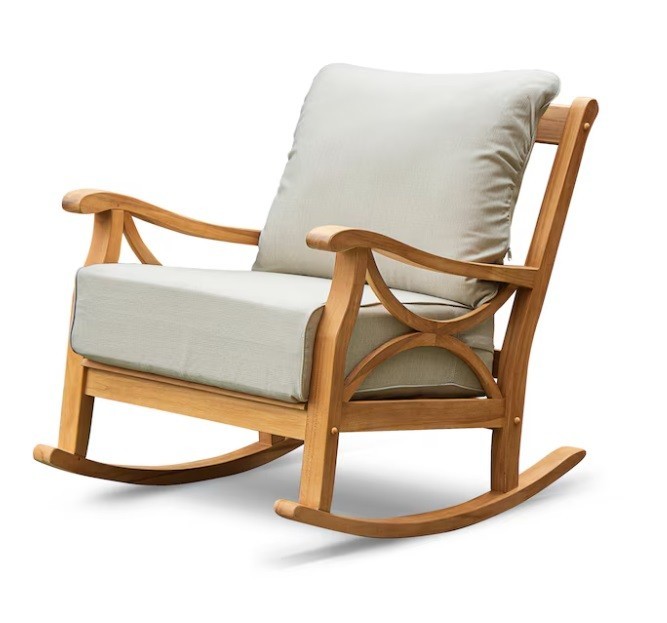 W/beige Cushions
