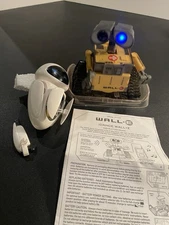 Thinkway Toys Disney Pixar WALL-E Interactive Dancing & EVE