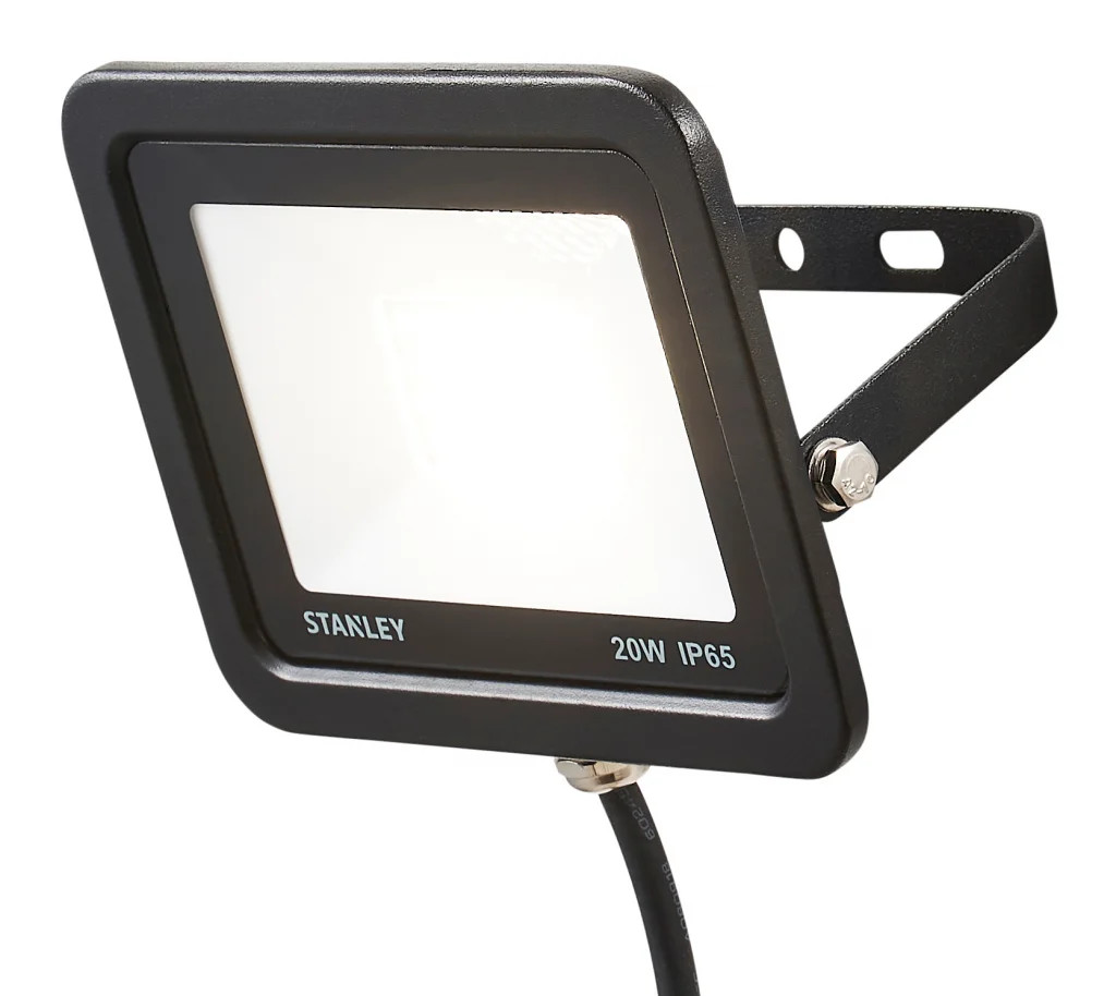 Outdoor Light Black Slimline 20w LED Flood IP65 1600lm 6500K Stanley