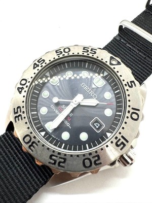 SEIKO 200m Diver Titanium/Solar V145-0AH0 Men's Watch